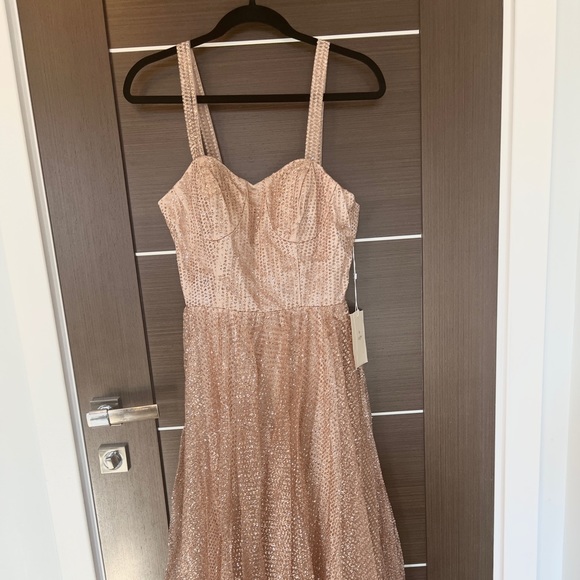 NEW Long Sparkly Gold Dress - Picture 4 of 10